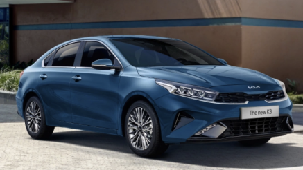 Kia K3 tại Việt Nam cắt bản số sàn và động cơ 2.0L: Sedan ngày càng chịu áp lực lớn từ xe gầm cao