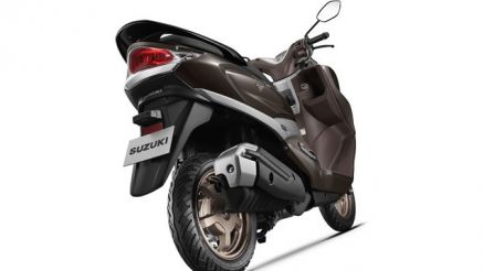 Suzuki ra mắt ‘xe ga quốc dân’ mới giá 26 triệu đồng rẻ hơn Honda Vision, trang bị đe nẹt Air Blade