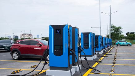 Chuyên gia: Siêu trạm sạc của V-Green sẽ nâng tầm trải nghiệm cho người dùng xe điện