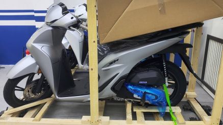 Tin xe cuối tuần: Honda SH 150i phiên bản 2026 cập bến đại lý Việt, màu đẹp hơn hẳn SH 160i, giá mềm