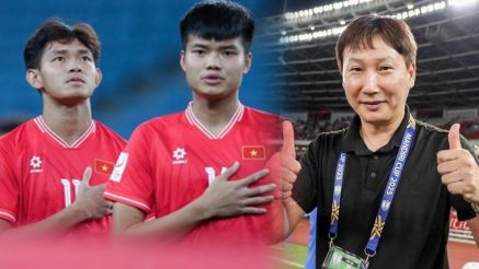ĐT Việt Nam nhận 'tin vui kép', HLV Kim Sang-sik có thêm 'hỏa lực' giải bài toàn hàng công