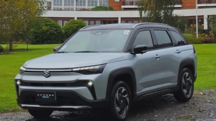 Suzuki chính thức ra mắt SUV cỡ B ‘chủ lực’ mới giá 456 triệu đồng, hạ gục Mitsubishi Xforce