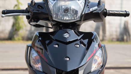 Suzuki chính thức mở bán ‘huyền thoại xe số’ 115cc mới giá 42 triệu đồng: Chơi tới bến Honda Future