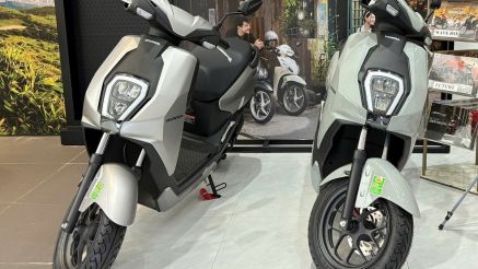 Honda giảm 'sốc' 6 triệu đồng cho xe máy điện ICON e: tại Việt Nam: Dân tình đổ xô săn đón vì quá rẻ