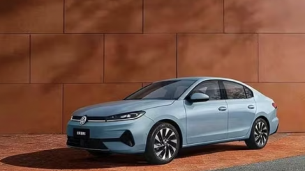 Điểm tin ô tô 6/4: Sedan Volkswagen chỉ từ 305 triệu, xe điện Ford  giảm tới 900 triệu đồng