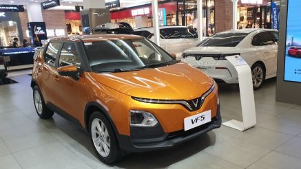 Giá lăn bánh VinFast VF 5 đầu tháng 4/2026: Rẻ so với trang bị, là ‘cứu cánh’ khi giá xăng dầu cao