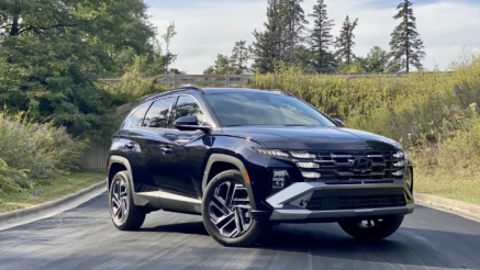 Hyundai Tucson Hybrid 2026 ‘đếm ngày’ về Việt Nam: 'Làn gió mới' có đủ sức ‘xô đổ’ Honda CR-V?