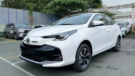 Giá xăng dầu sáng 16/4: Dầu diesel giảm sâu, Ron 92 và Ron 95 đều tăng, Toyota Vios hạ giá lăn bánh