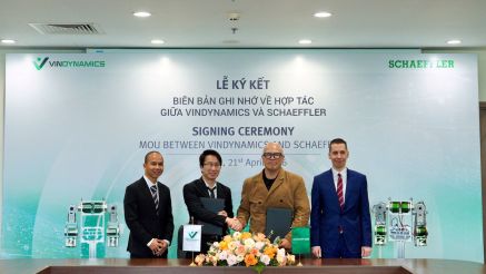VINDYNAMICS HỢP TÁC VỚI TẬP ĐOÀN SCHAEFFLER PHÁT TRIỂN ROBOT HÌNH NGƯỜI