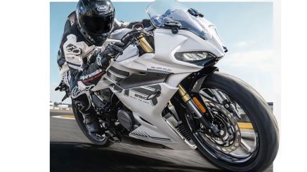 Chính thức ra mắt ‘vua côn tay’ 249cc mới cao cấp hơn Yamaha Exciter và Winner R, giá 61 triệu đồng