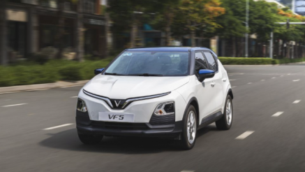 Bức tranh SUV cỡ A tháng vừa qua: VinFast VF 5 giữ vững ‘ngôi vương’, Toyota Raize bức tốc mạnh mẽ