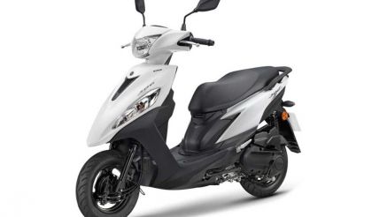 Tin xe trưa 14/5: Yamaha chính thức ra mắt ‘cơn ác mộng’ của Honda Vision với giá rẻ, động cơ 125cc ngang SH Mode