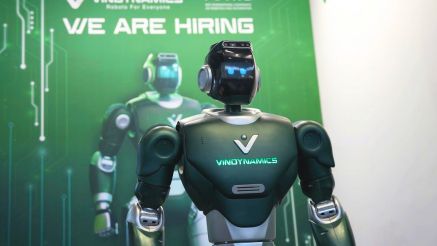 VinDynamics lần đầu ra mắt robot hình người tại hai sự kiện công nghệ hàng đầu thế giới