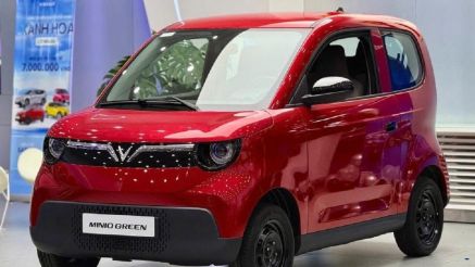 Khách Việt ùn ùn tậu VinFast Minio Green vì giảm giá kỷ lục còn 179 triệu đồng: Rẻ như Honda SH 350i