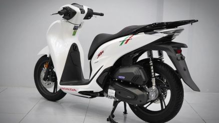 Tin xe hot 17/7: Honda SH giảm giá xuống mức rẻ kỷ lục, khách Việt săn đón vì tiết kiệm tới 20 triệu đồng