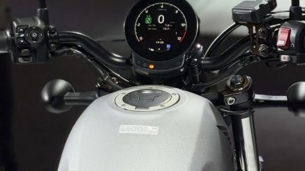 Tin xe máy 8/8: ‘Huyền thoại côn tay’ kinh điển của Honda ra mắt, đẳng cấp hơn Winner R, giá cực rẻ?