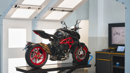 MV Agusta rơi vào khủng hoảng: Chủ xe lo phụ tùng, bảo hành, giá trị bán lại