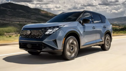 Nissan X-Trail Hybrid 2027 ra mắt: ‘Quyết đấu’ Toyota RAV4 với e-Power, AWD tiêu chuẩn