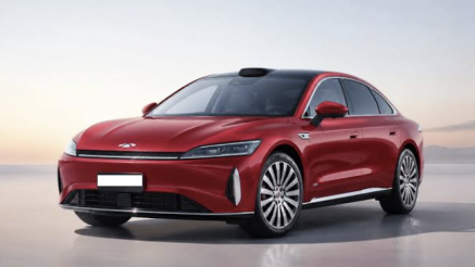 Sedan điện hạng D giá rẻ 464 triệu: ‘Quyết đấu’ Toyota Camry và Kia K5 bằng loạt công nghệ ‘khủng’