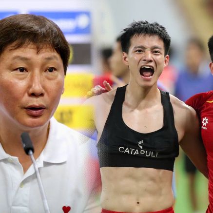 Nguy cơ phải chia tay U23 Việt Nam, người hùng SEA Games 33 chính thức lên tiếng trấn an NHM
