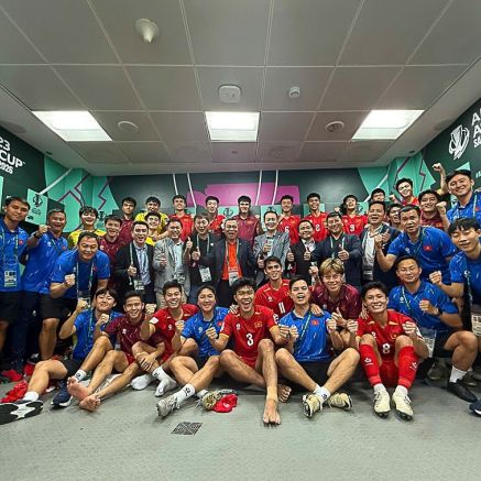 Điểm tin BĐVN 10/1: VFF báo tin vui cho HLV Kim Sang-sik; Kịch bản đưa U23 Việt Nam vào tứ kết?