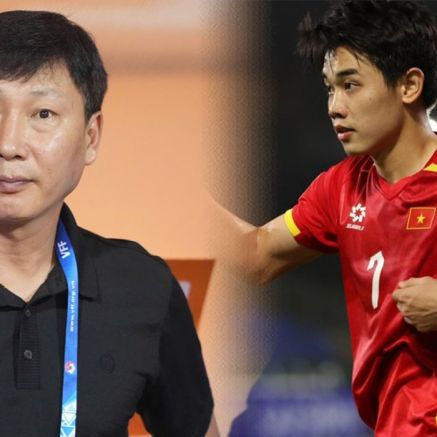 Điểm tin BĐVN 31/1: HLV Kim Sang-sik nhận quà 'khủng'; AFC chính thức báo tin vui cho Đình Bắc