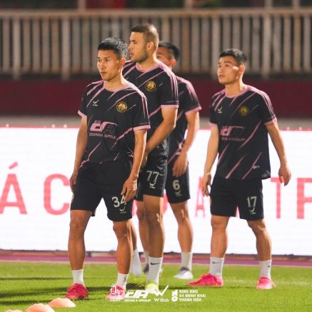 Đội bóng V.League 'ngàn cân treo sợi tóc', chốt phương án ứng phó với yêu cầu của VFF
