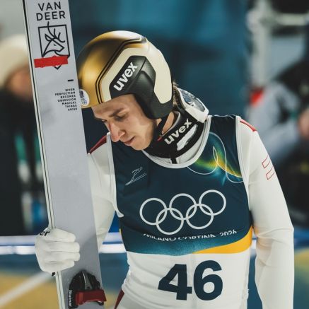 Đi giày to hơn nửa centimet, VĐV bị loại khỏi Olympic mùa đông 2026