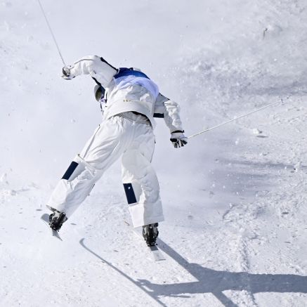 Lùi về đích, VĐV Nhật Bản vẫn giành tấm HCB Olympic mùa đông 2026 đầy ngoạn mục