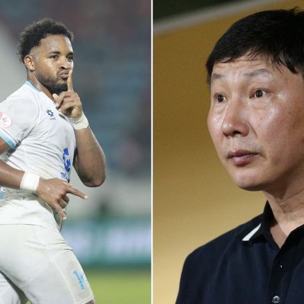 Ghi điểm trước mắt HLV Kim Sang Sik, tiền đạo số một ĐT Việt Nam tiết lộ bí quyết 'đổi vận'