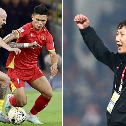 Tin bóng đá tối 17/3: HLV Kim Sang Sik lập siêu kỷ lục; ĐT Việt Nam được 'đền bù' trên BXH FIFA