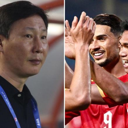 ĐT Việt Nam nhận tin dữ từ 2 trụ cột, HLV Kim Sang Sik 'ngồi trên đống lửa' trước đại chiến Malaysia