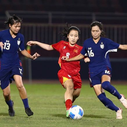 Lịch thi đấu bóng đá nữ Việt Nam hôm nay 1/5: U17 Việt Nam đại chiến U17 Thái Lan lúc mấy giờ?