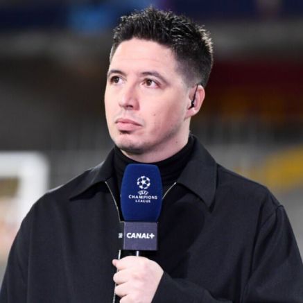 Cựu sao Arsenal rút khỏi sóng truyền hình vì bị CĐV PSG xúc phạm trước chung kết Champions League
