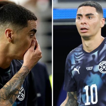 Cựu sao Ngoại hạng Anh nhận tấm thẻ đỏ chưa từng có trong lịch sử World Cup, lý do vì sao?