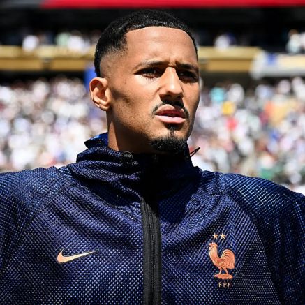 William Saliba chấn thương, tuyển Pháp nhận tin dữ trước đại chiến Na Uy