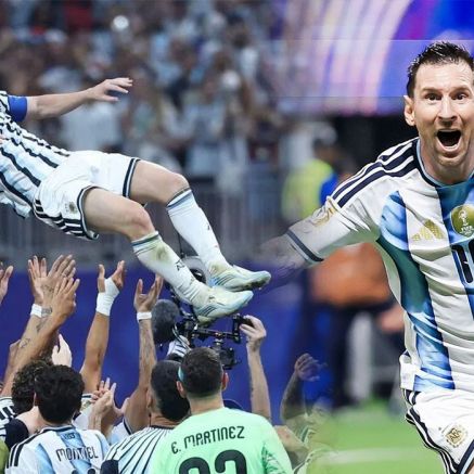CHÍNH THỨC: Argentina thẳng tiến vào tứ kết World Cup 2026, Messi 'xô đổ' kỷ lục tồn tại 60 năm