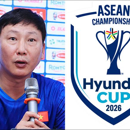 AFF Cup 2026 khởi tranh tuần này, HLV Kim Sang-sik nhận tin dữ trước ngày ĐT Việt Nam ra quân