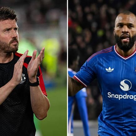 HLV Carrick thanh lý Zirkzee, Man United tăng tốc chiêu mộ sát thủ cạnh tranh vua phá lưới với Haaland?