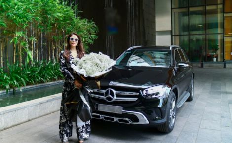 Trương Ngọc Ánh tự thưởng bản thân bằng chiếc Mercedes-Benz gần 2 tỷ đồng