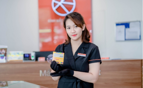 Kính mắt Bích Ngọc: Kỹ thuật mài lắp kính mắt bậc nhất Hà Nội
