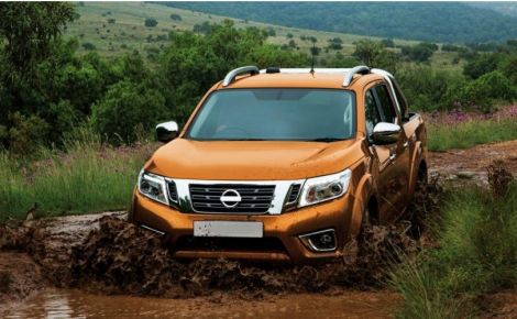 Đối thủ truyền kiếp của Ford Ranger khuyến mãi ngập trời trong tháng 7, khách Việt nô nức hỏi mua