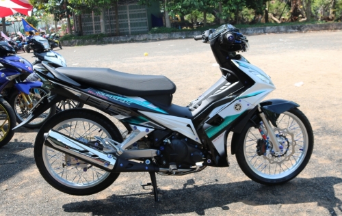 Yamaha Exciter 2010 hóa thiên nga đẹp xuất sắc với đồ chơi ...