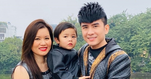 Hé lộ sự thật khiến Đan Trường không đeo nhẫn cưới cùng bà xã suốt 8 năm, lý do khiến CĐM ngỡ ngàng - Vimarsana News