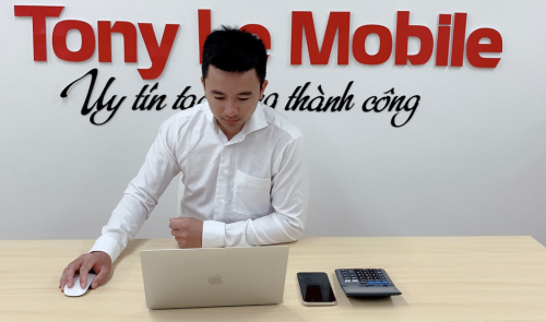 Lê Trung Hiếu – Từ chàng trai trẻ bản lĩnh đến ông chủ cửa hàng điện thoại Tony Le Mobile