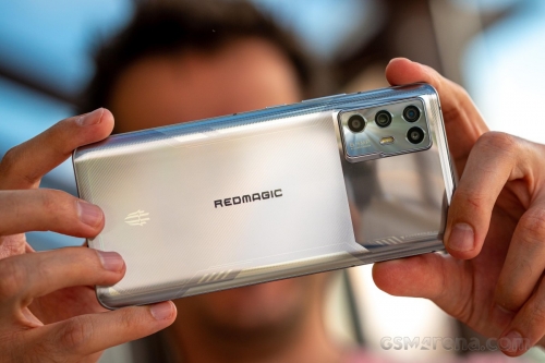 Review of Red Magic 6R: Design is no longer Gaming but still extremely powerful