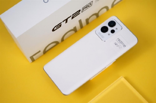 Open the box, evaluate in hand realme GT2 Pro: Super ‘cheap’ product for young users