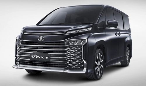 The notorious ‘junior’ of Toyota Innova 2022 revealed: Very good price, ‘threatening’ equipment Kia Carnival