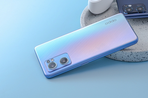 OPPO Reno7 Series 5G opens up to an infinite experience with Shopee on Super Brand Day