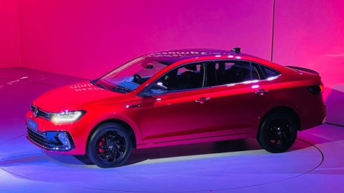 Hyundai Accent’s new rival launched with a price of only 332 million VND, surpassing Honda City’s equipment
